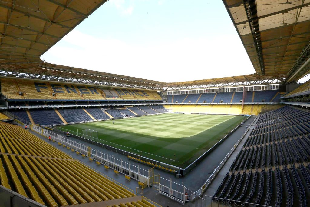 Sân bóng châu Âu trong bản tin vòng loại UEFA ngày 29 tháng 7 năm 2026